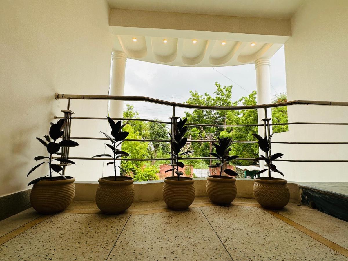 Anandmai Ghar - A Homestay In Gwalior Exterior photo